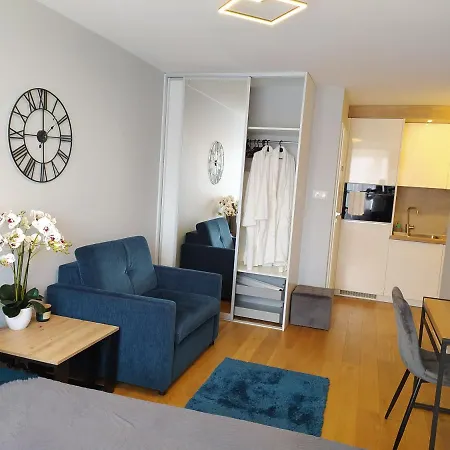 Przytulne W Poblizu Szpitala Uniwersyteckiego Prokocim Apartament