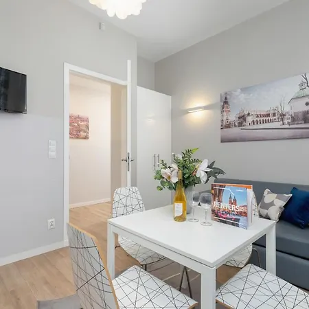 Planty Park Lobzowska By Renters * Krakow