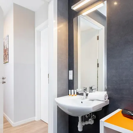 Planty Park Lobzowska By Renters