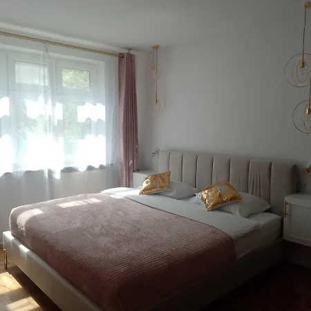 Apartment Verdis & *