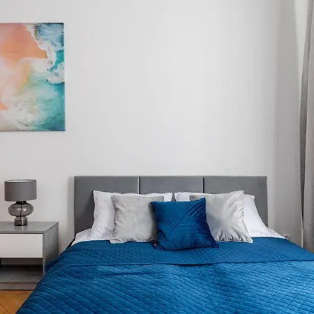 Apartment Corner Near Vistula River
