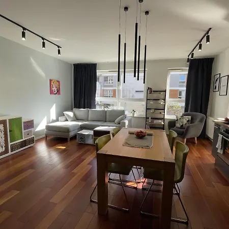 Apartment Your Oak Nest