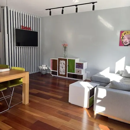Apartment Your Oak Nest *