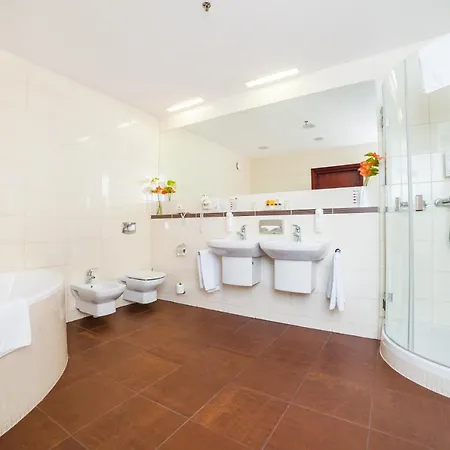 Hotel Premier 4*