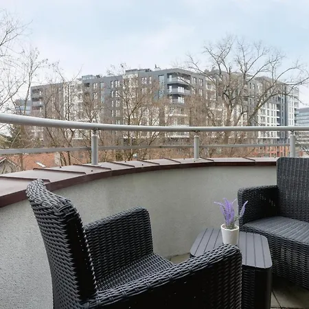 Cystersow Cracow By Renters Apartment *