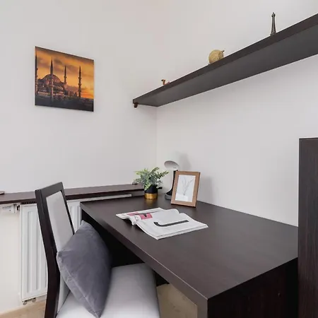 Apartment Cystersow Cracow By Renters *