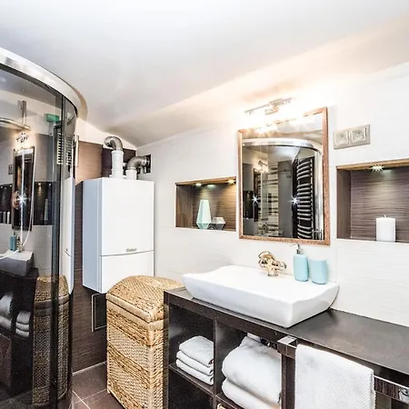 Apartment Sare 11 *