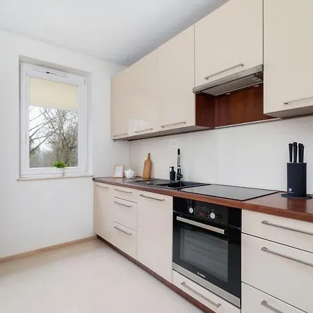 Cystersow Cracow By Renters *
