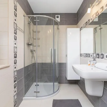 Cystersow Cracow By Renters Apartment Krakow