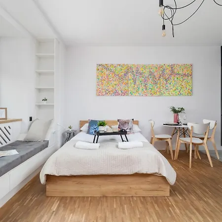 Original Studio Wawrzynca Cracow's Kazimierz By Renters * Krakow
