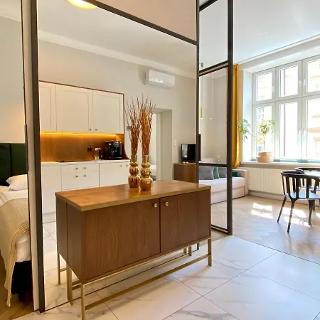Apartment Faust In The Heart Of Kazimierz By Mint *