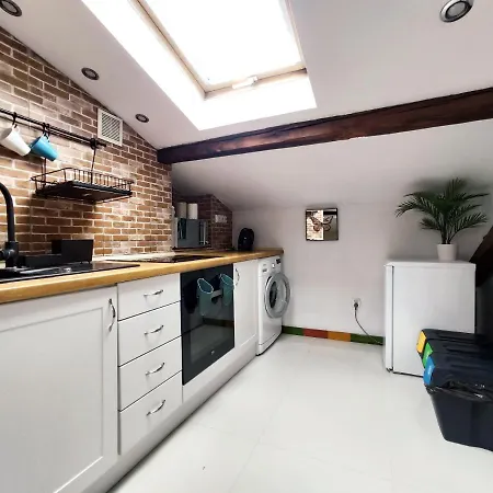 Apartament Chodkiewicza 10 *
