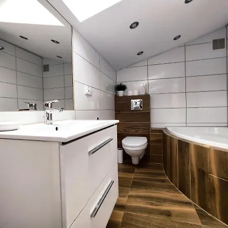Apartament Chodkiewicza 10