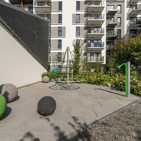 Cracow Rakowicka By Renters Apartment
