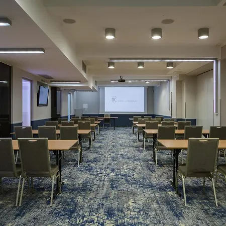 מלון Centrum Business