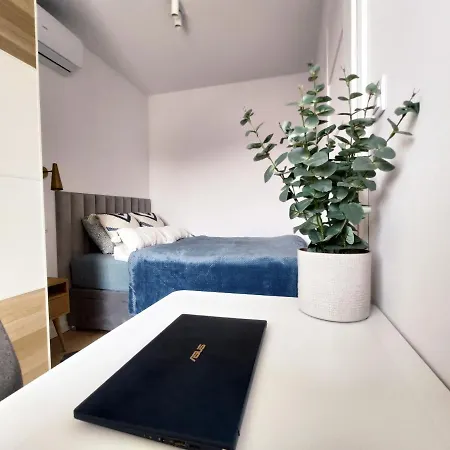 Mogilska 120d By Homeprime Apartment
