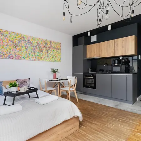 Apartment Original Studio Wawrzynca Cracow's Kazimierz By Renters *
