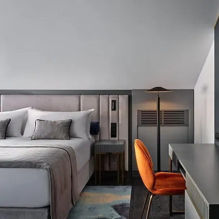 Garamond, A Tribute Portfolio Hotel, Old Town Hotel