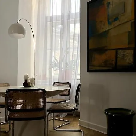 Apartment In The Heart Of Old Town