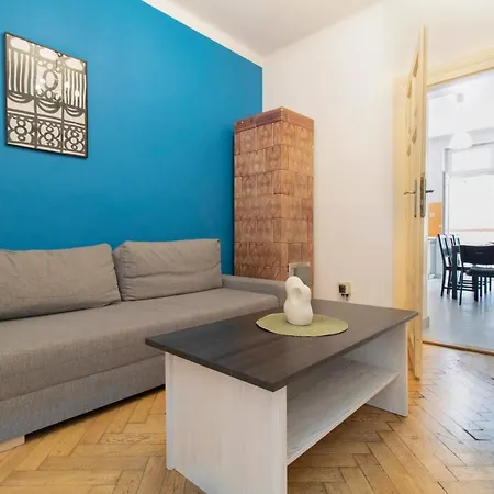 Spacious Zyblikiewicza Street Apartment Krakow