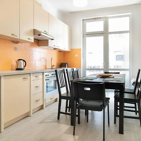 Apartment Spacious Zyblikiewicza Street