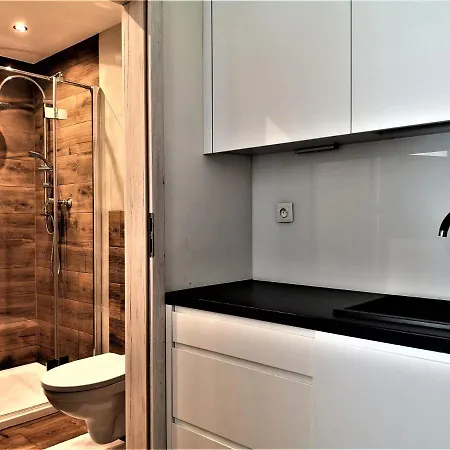 Jacuzzi Przemyska Apartment *