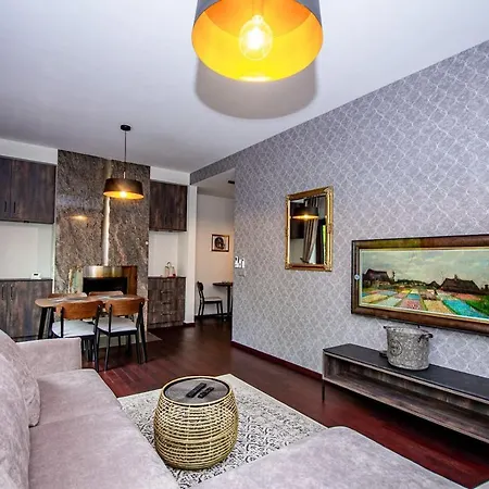 Apartment Inpoint 2-bedrooms With Private Garden And Free Parking Krakow