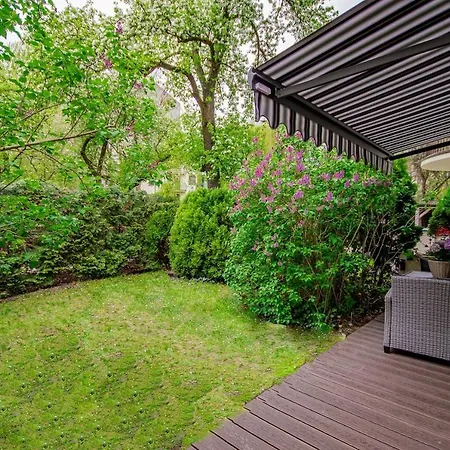 Apartment Inpoint 2-bedrooms With Private Garden And Free Parking