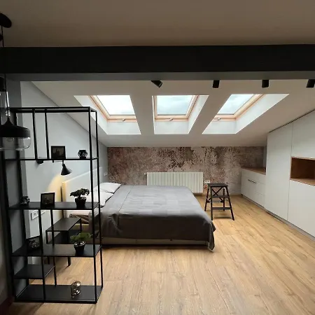 Cosy In Apartment *