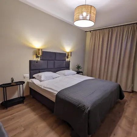 Spacious Two-bedroom In The Center Krakow