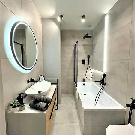 Luxury 100m2 Loft Design-apartment At Wawel + Netflix Krakow
