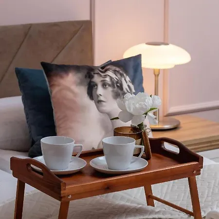 Apartament Luxurious & Unique Mickiewicza Cracow By Renters Prestige Kraków