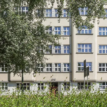 Luxurious & Unique Mickiewicza Cracow By Renters Prestige Apartament