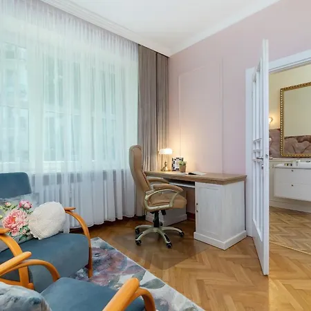 Apartament Luxurious & Unique Mickiewicza Cracow By Renters Prestige Kraków