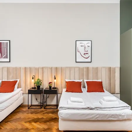 Appartamento Przestronny W Centrum Krakowa - 12 Osob - By Upstairs *