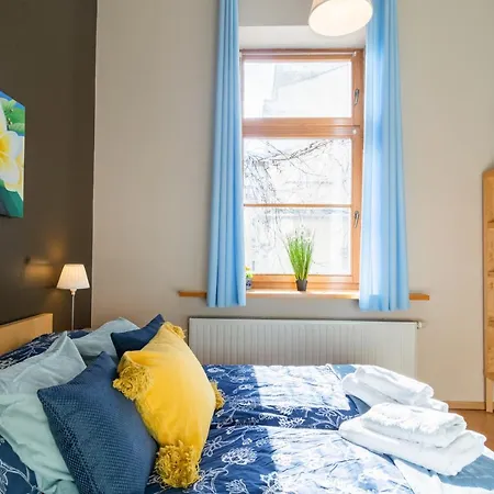 Apartment House Of Frida