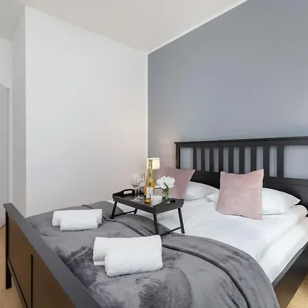 Luxurious Rakowicka By Renters Prestige Apartmán Krakov