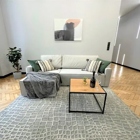 Luxury 100m2 Loft Design-apartment At Wawel + Netflix Apartment *