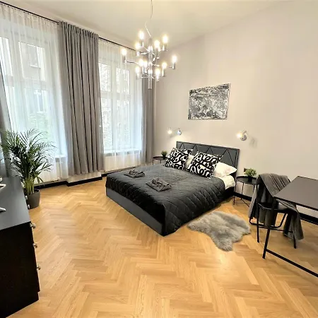 Luxury 100m2 Loft Design-apartment At Wawel + Netflix Apartment Krakow