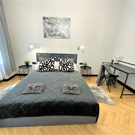Luxury 100m2 Loft Design-apartment At Wawel + Netflix Apartment Krakow