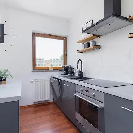 Dworska On Vistula Boulevards By Renters *