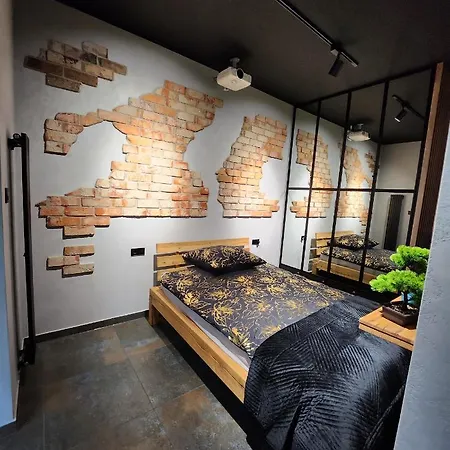 Apartment Luxury Vistula Old Town Apartments: Spa, Sauna & Pool Retreat