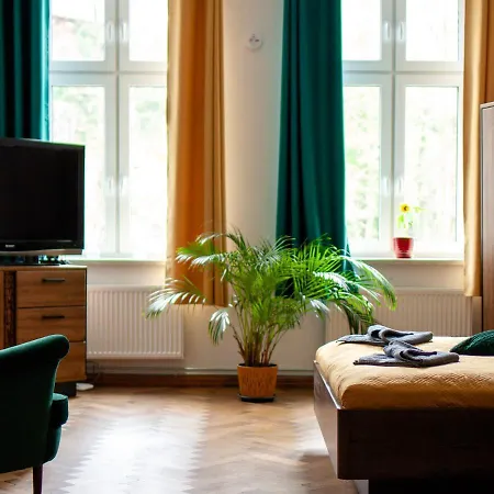 Bailey Apartment