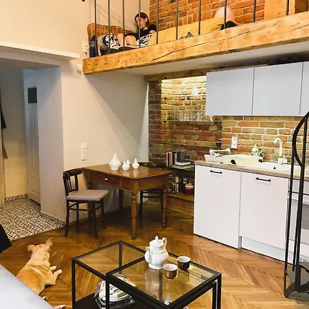 Apartment Family *