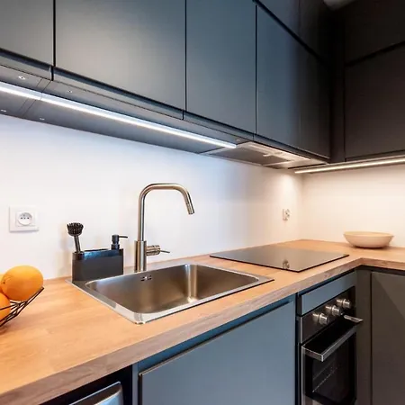 Nowohucka Apartment *