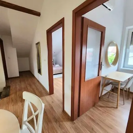 Apartment Cozy Country 6persons Close To Airport