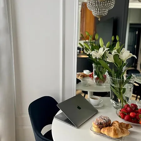 Supreme Apartment