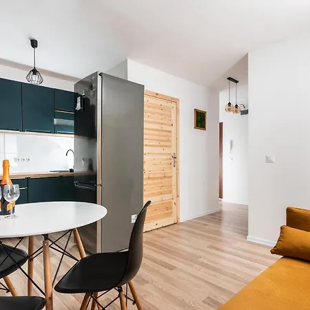 Cosy Corner - By Upstairs Apartment *
