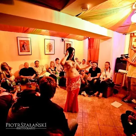 The Ultimate Party Pit 24 Pax Man Cave Edition *