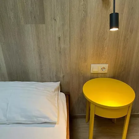 Apartment The Ultimate Party Pit 24 Pax Man Cave Edition Krakow